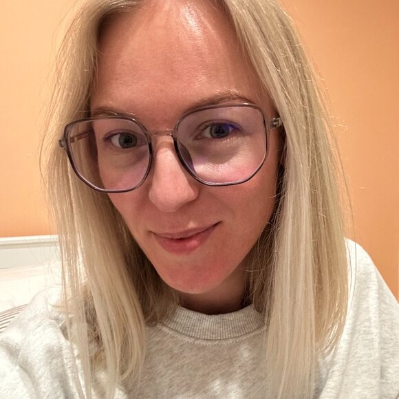 Gray rectangular plastic frame - Picture 3 of 3